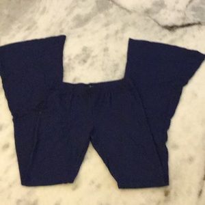 Navy blue lulu’s pants